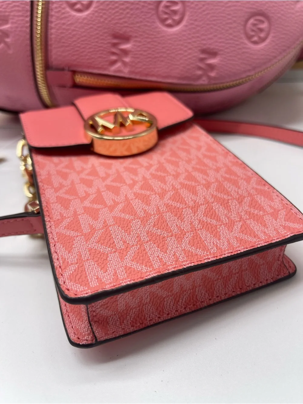 Michael Kors Carmen Small NS Phone Xbody Crossbody Bag Grapefruit NWT